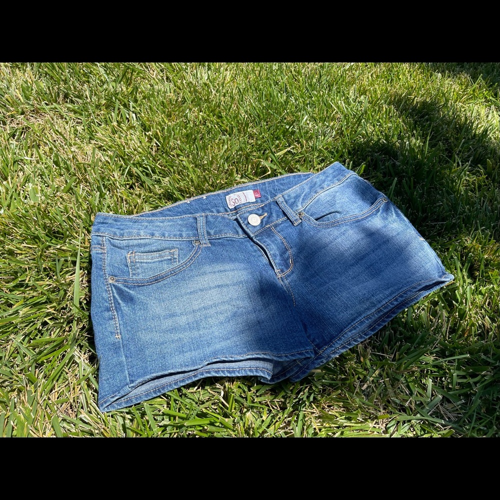 Short shorts size 11 *Gently Used